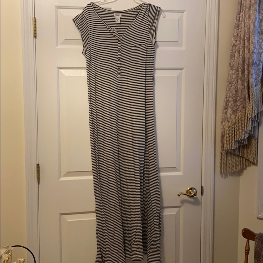 Charming Charlie Dress -NO BELT